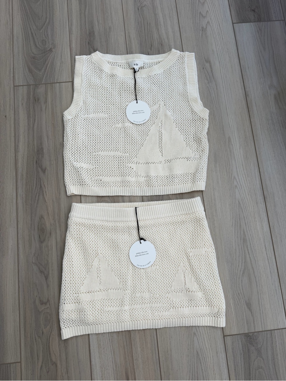 NWT Le Lis Knitted Cream Sailboat Tank & Skirt Set